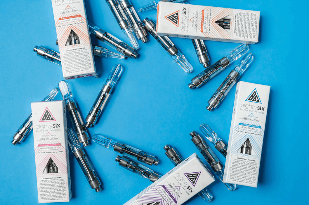 bunch of delat-8 thc vape cartridge delicious flavors